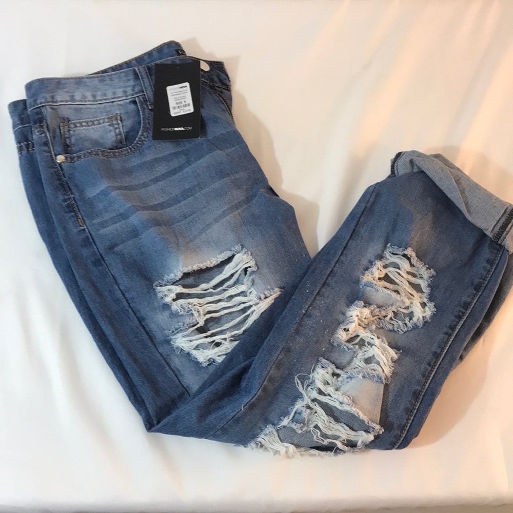 Fashion Nova size 9